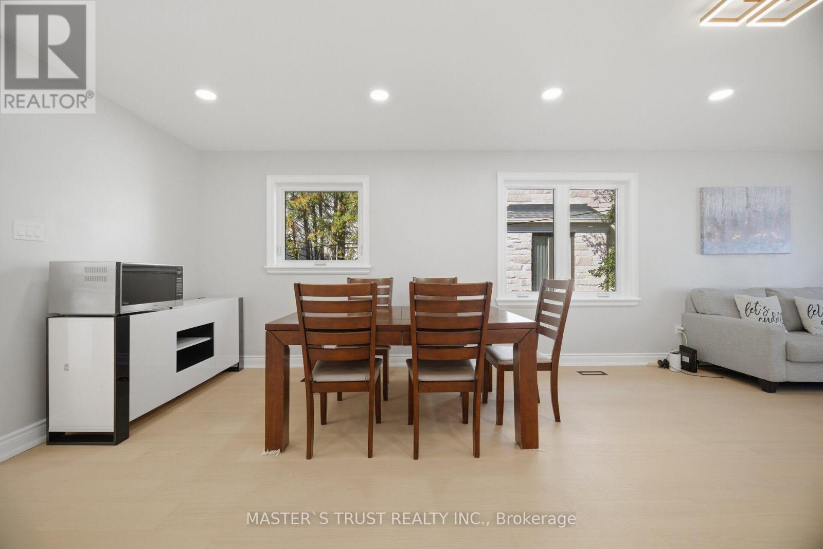 412 Sandmere Place, Oakville, Ontario  L6L 4G4 - Photo 8 - W14034606
