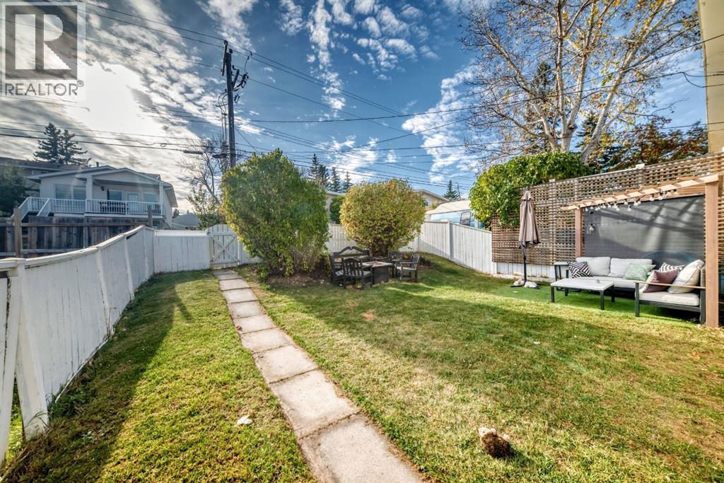 1005 Hunterhaven Road NW