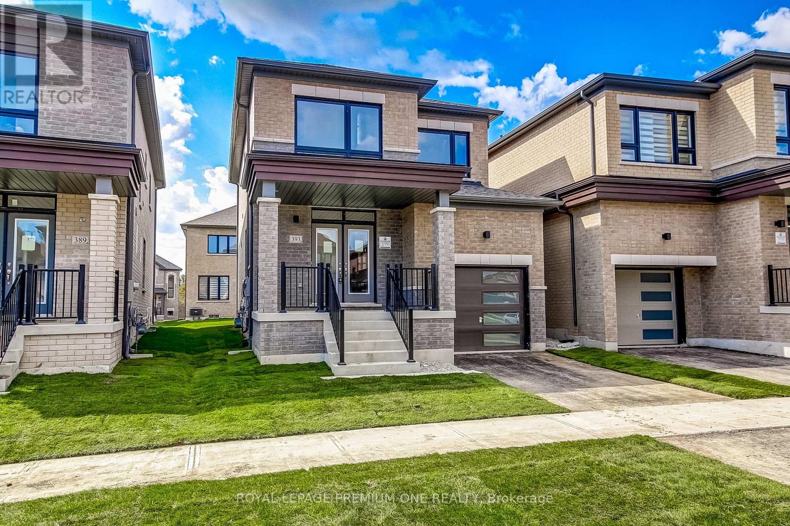 393 Kennedy Circle W, Milton, Ontario  L9T 7E7 - Photo 2 - W14033898