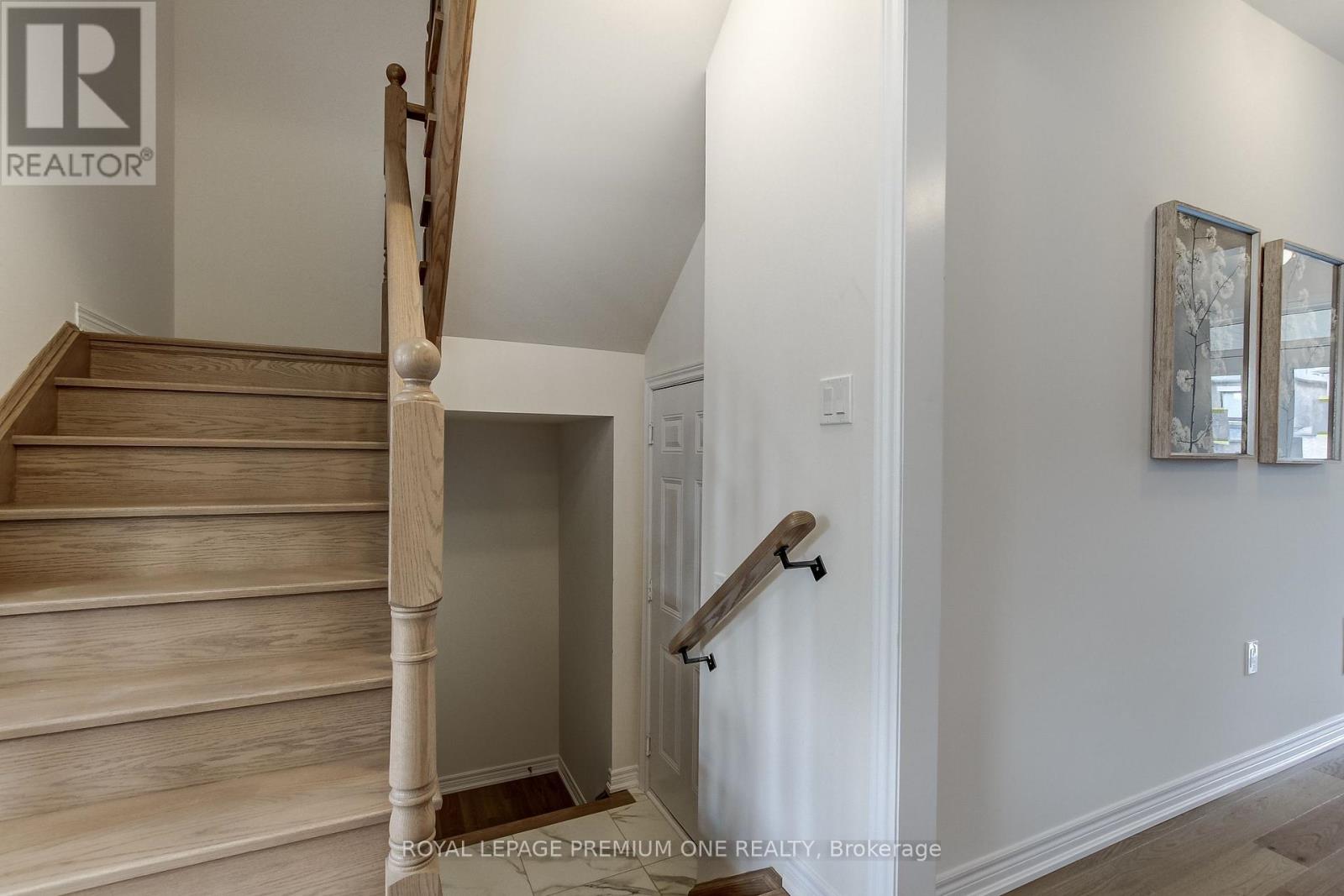 393 Kennedy Circle W, Milton, Ontario  L9T 7E7 - Photo 9 - W14033898