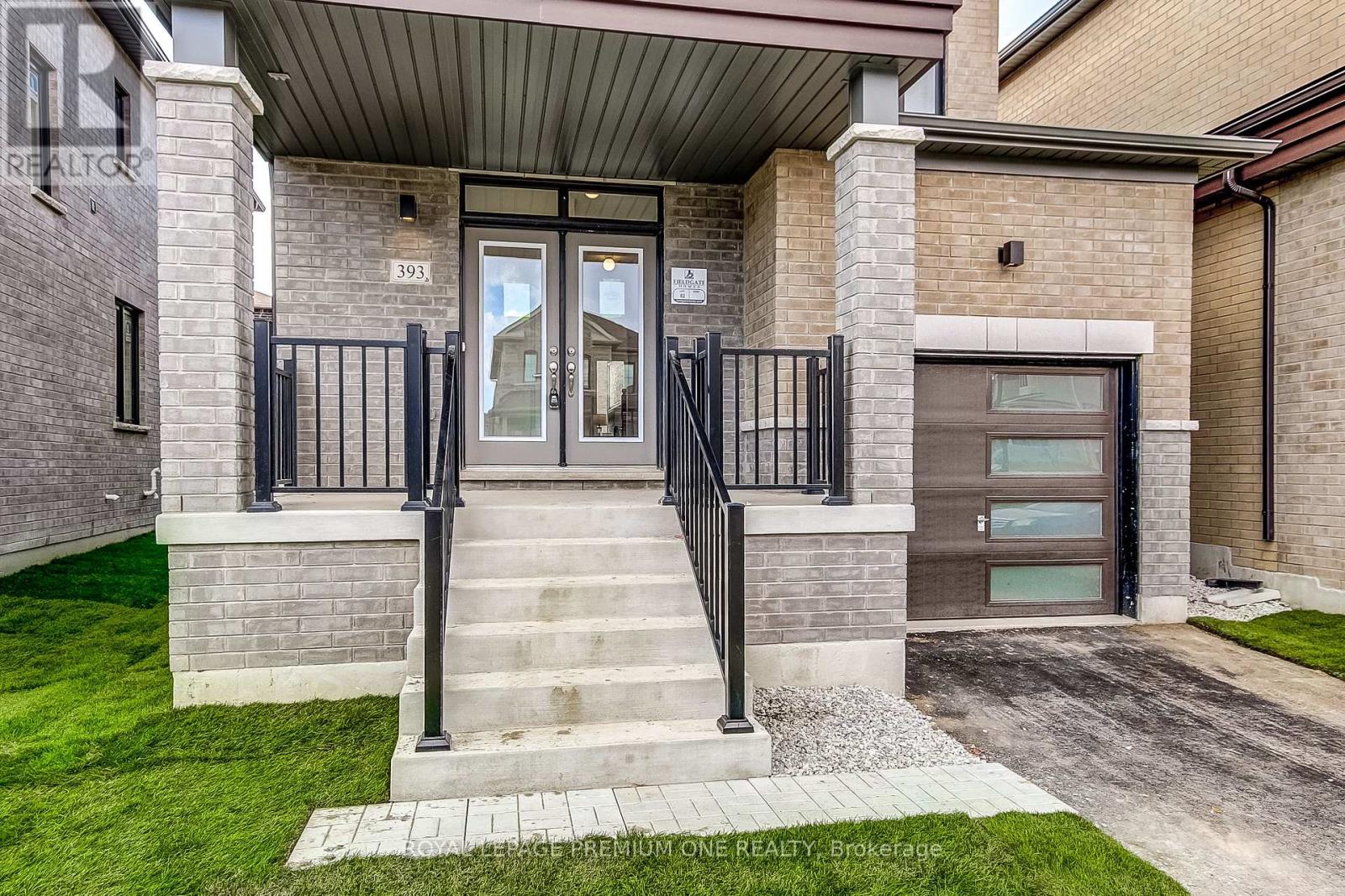 393 Kennedy Circle W, Milton, Ontario  L9T 7E7 - Photo 4 - W14033898