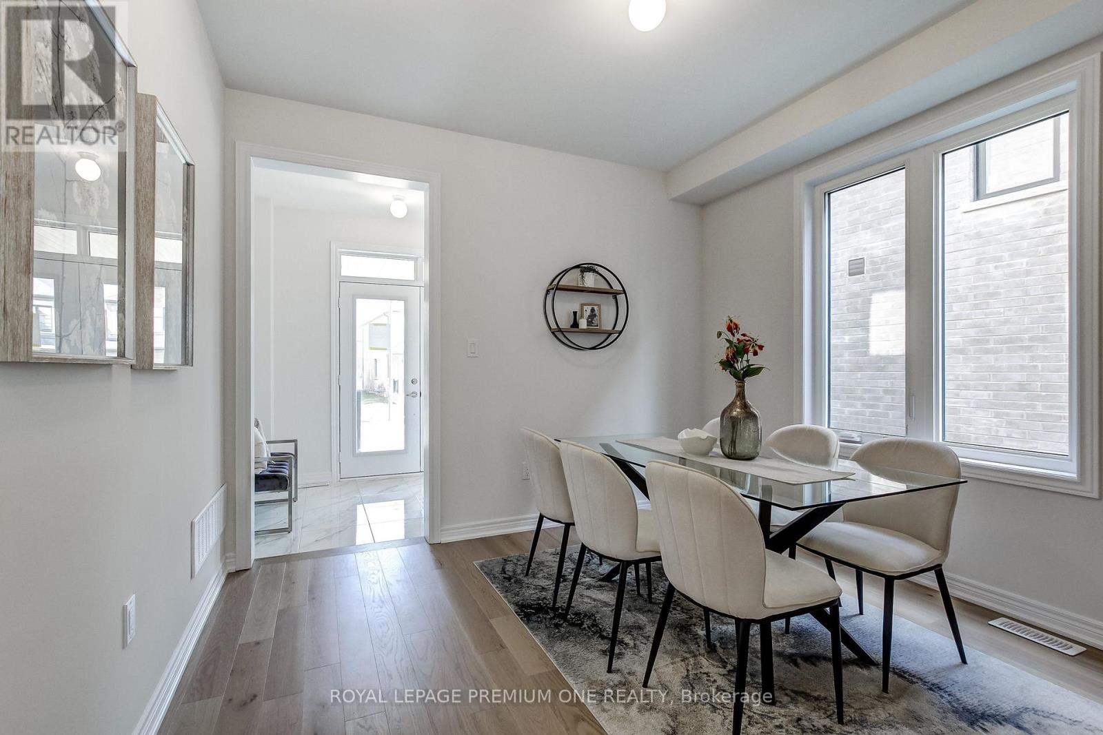 393 Kennedy Circle W, Milton, Ontario  L9T 7E7 - Photo 8 - W14033898