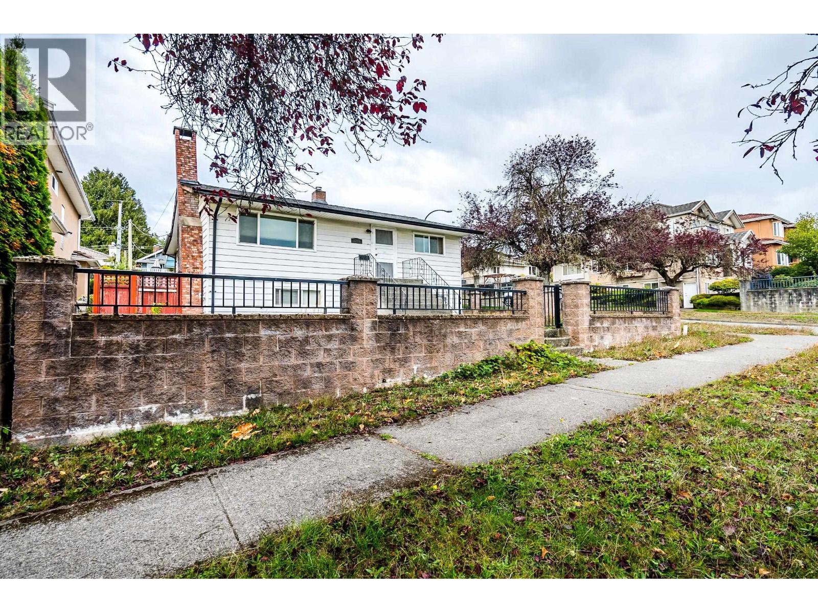 1791 E 64th Avenue, Vancouver, British Columbia  V5P 2M8 - Photo 2 - R3175591
