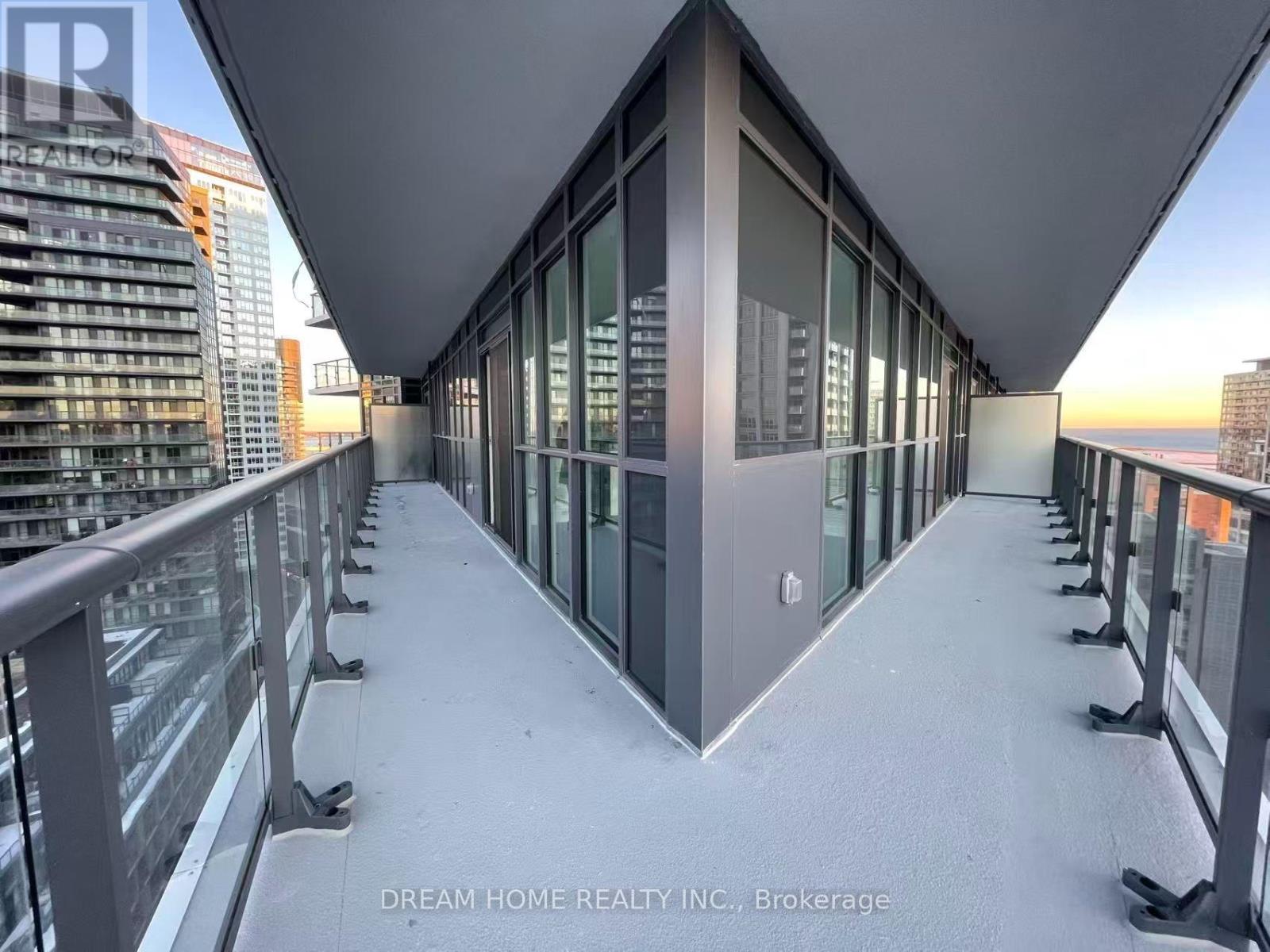 2004 - 38 Iannuzzi Street, Toronto, Ontario  M5V 0S2 - Photo 11 - C14034666
