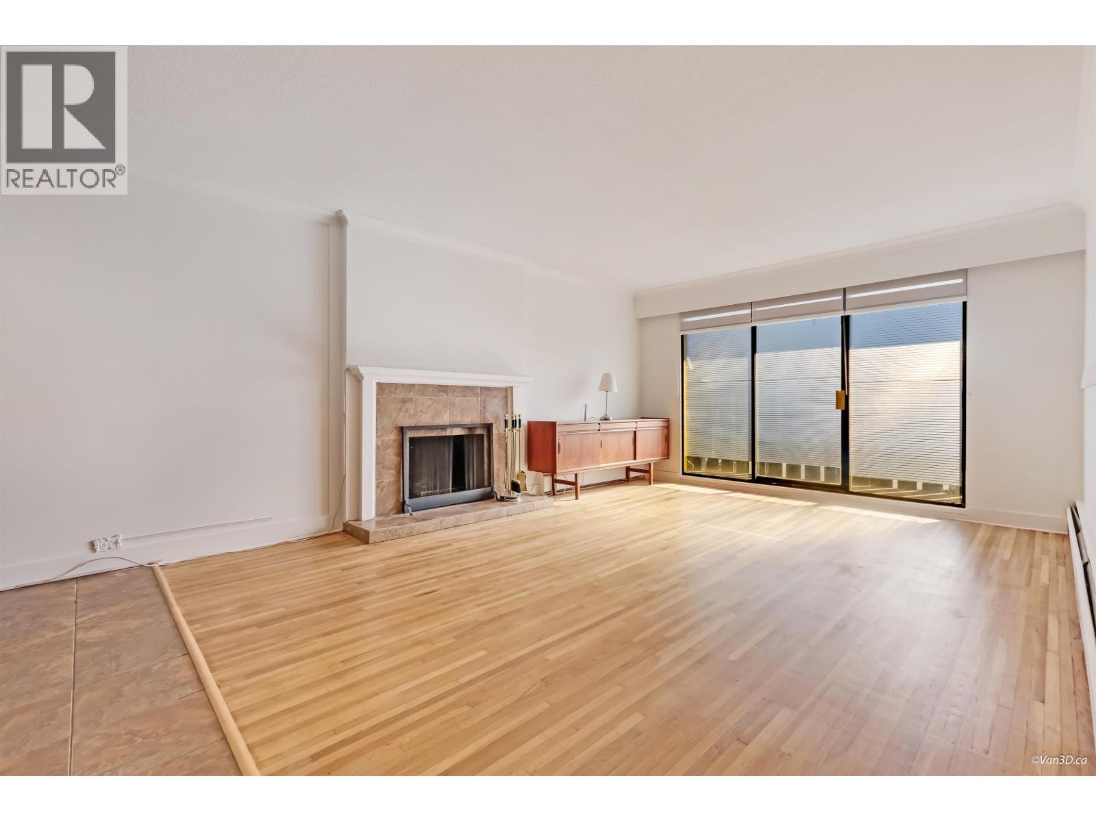 111 235 E 13th Street, North Vancouver, British Columbia  V7L 2L6 - Photo 12 - R3174748