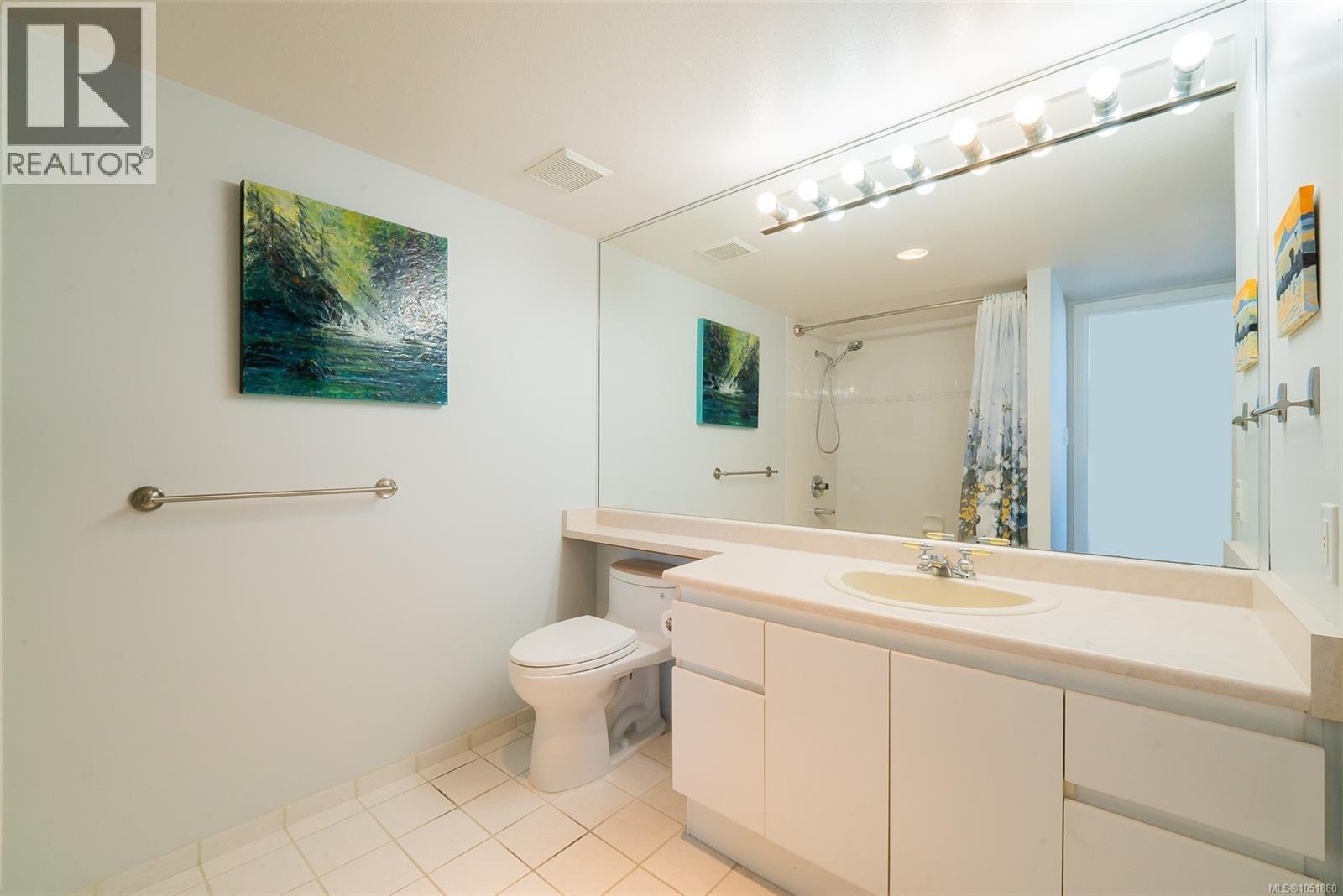 311 158 Promenade Dr