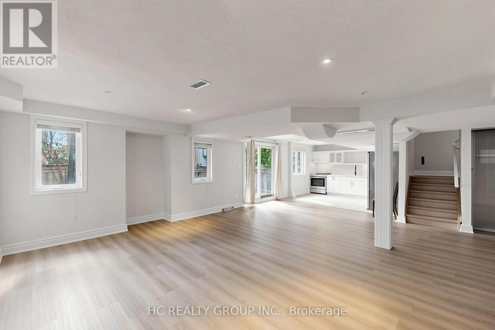43 Randolph Drive, Vaughan, Ontario  L6A 0W1 - Photo 40 - N14034664