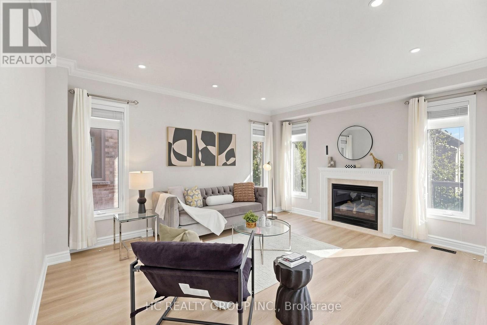 43 Randolph Drive, Vaughan, Ontario  L6A 0W1 - Photo 6 - N14034664