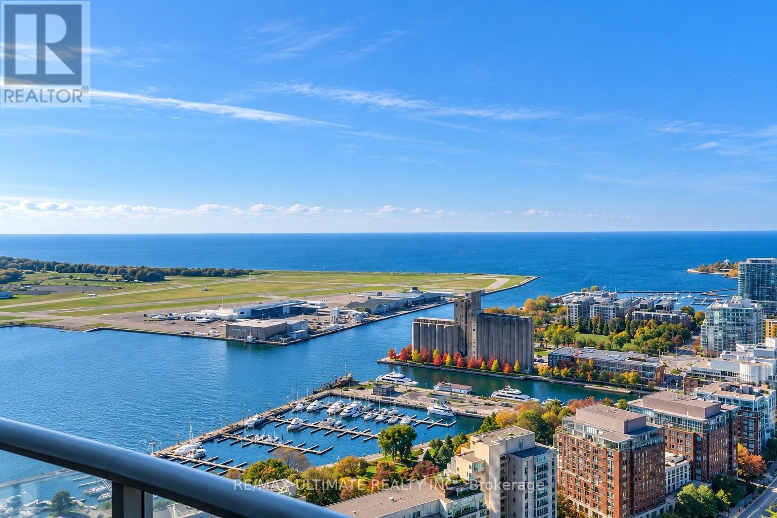 4601 - 35 Mariner Terrace, Toronto, Ontario  M5V 3V9 - Photo 11 - C13882664