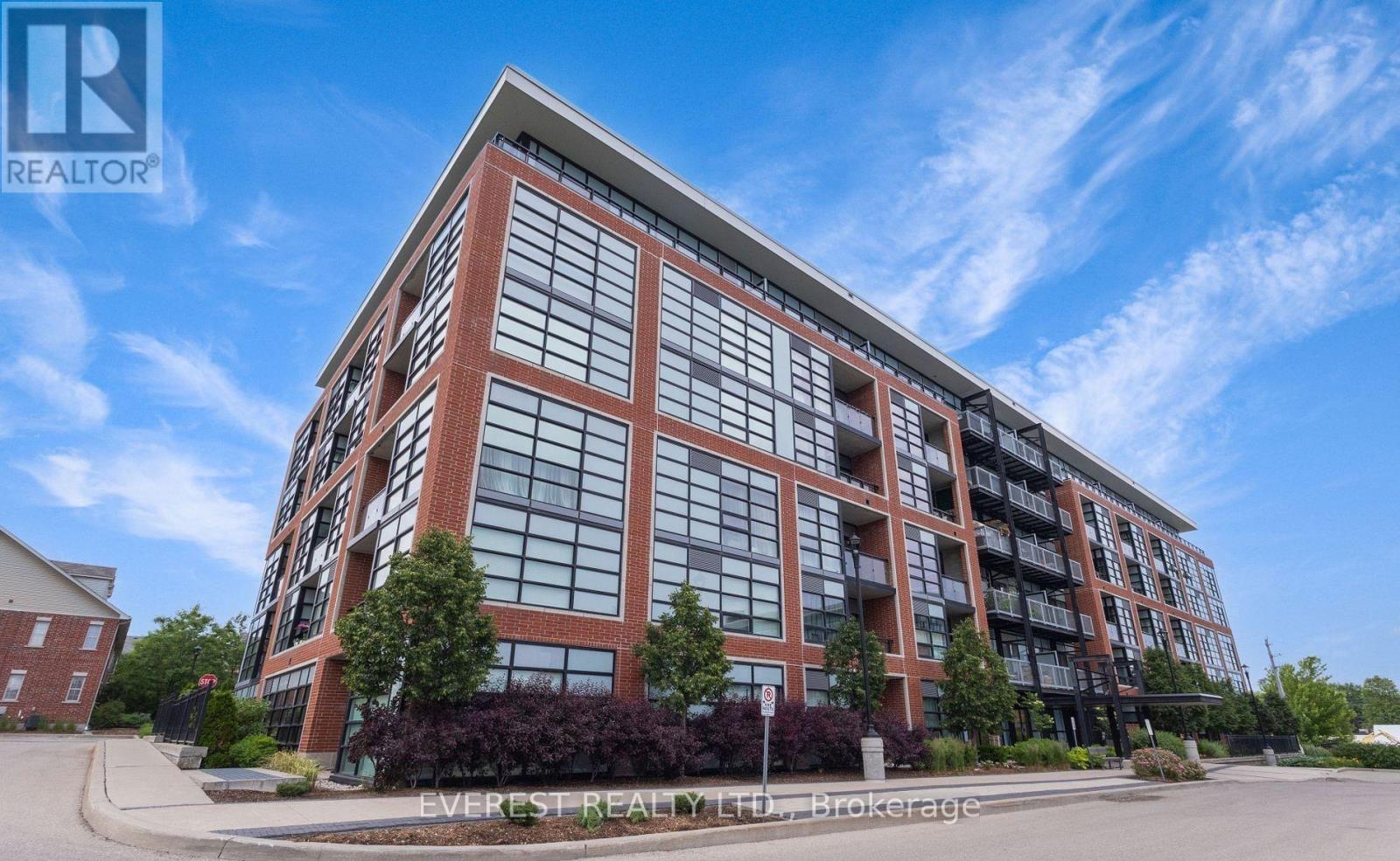 305 - 15 PRINCE ALBERT BOULEVARD, Kitchener, Ontario