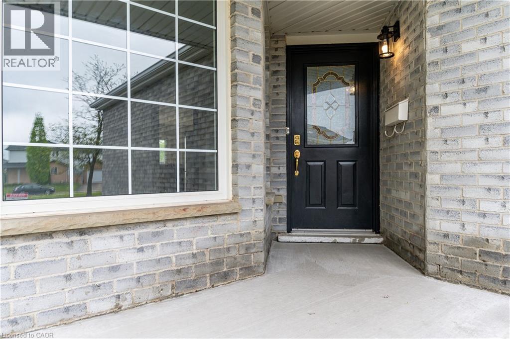 48 White Sands (Upper) Court Unit# Upper, Kitchener, Ontario  N2E 3S4 - Photo 3 - 40871466