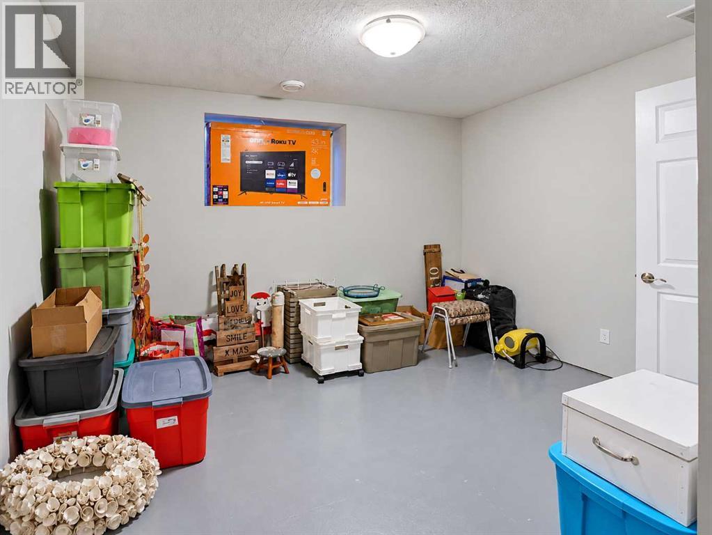 1305 Coopers Drive SW