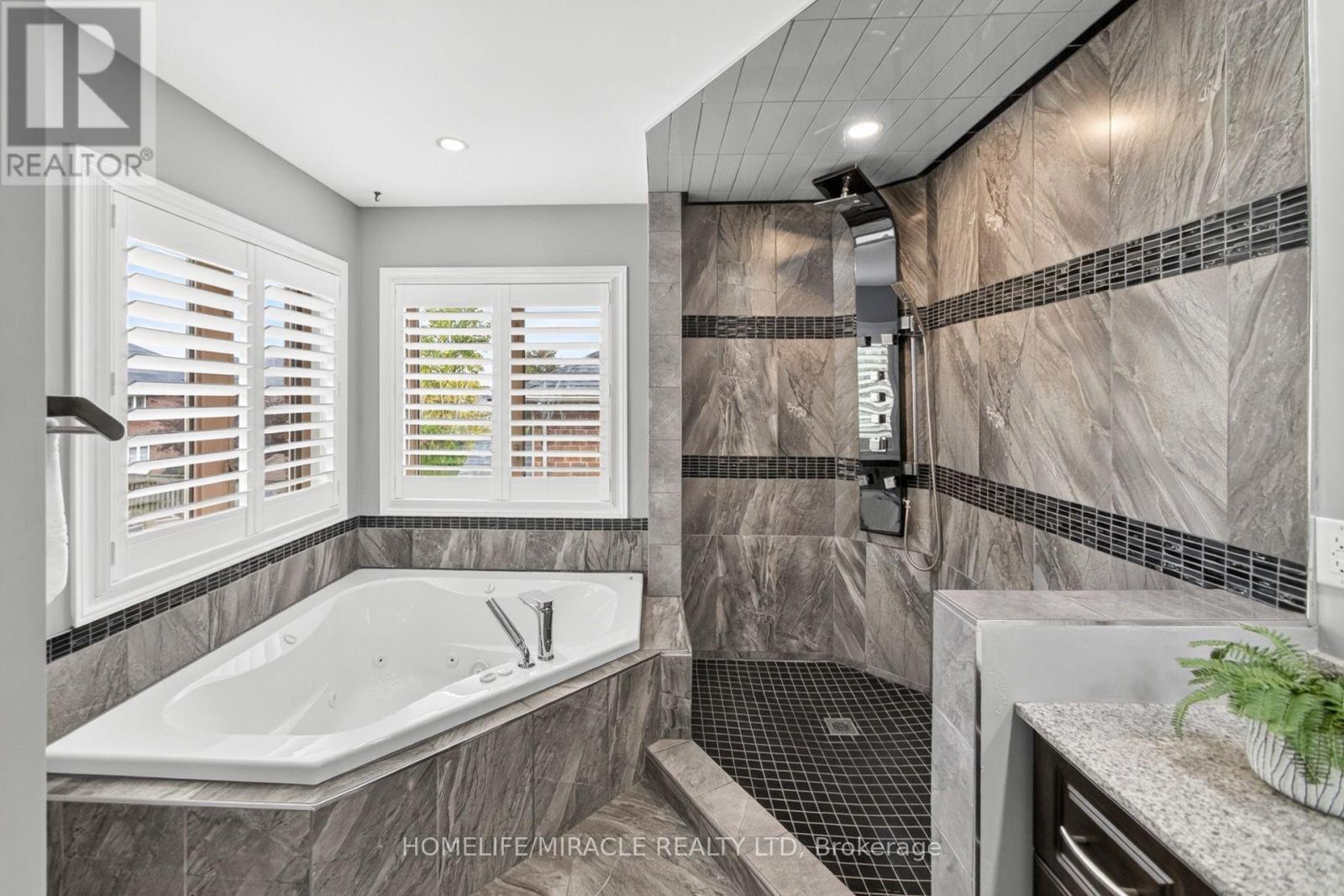 41 Kingsview Drive, Hamilton, Ontario  L8J 3X6 - Photo 40 - X14034354