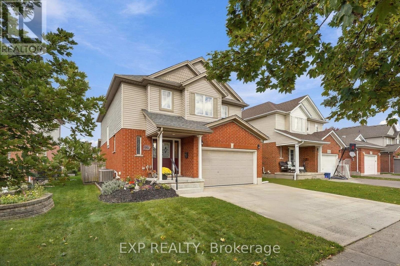 99 Stiefelmeyer Crescent, Wilmot, Ontario  N3A 4K6 - Photo 3 - X14034696