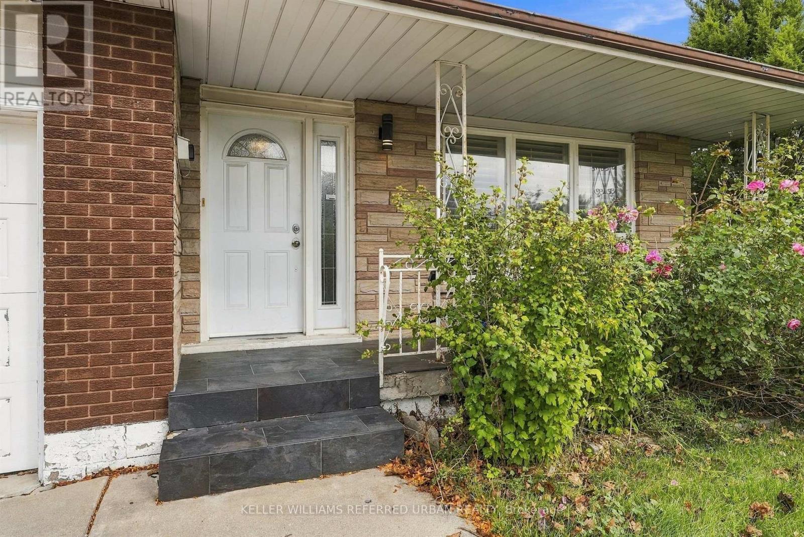 128 Hadeland Avenue, Hamilton, Ontario  L9C 5Z9 - Photo 2 - X14034708