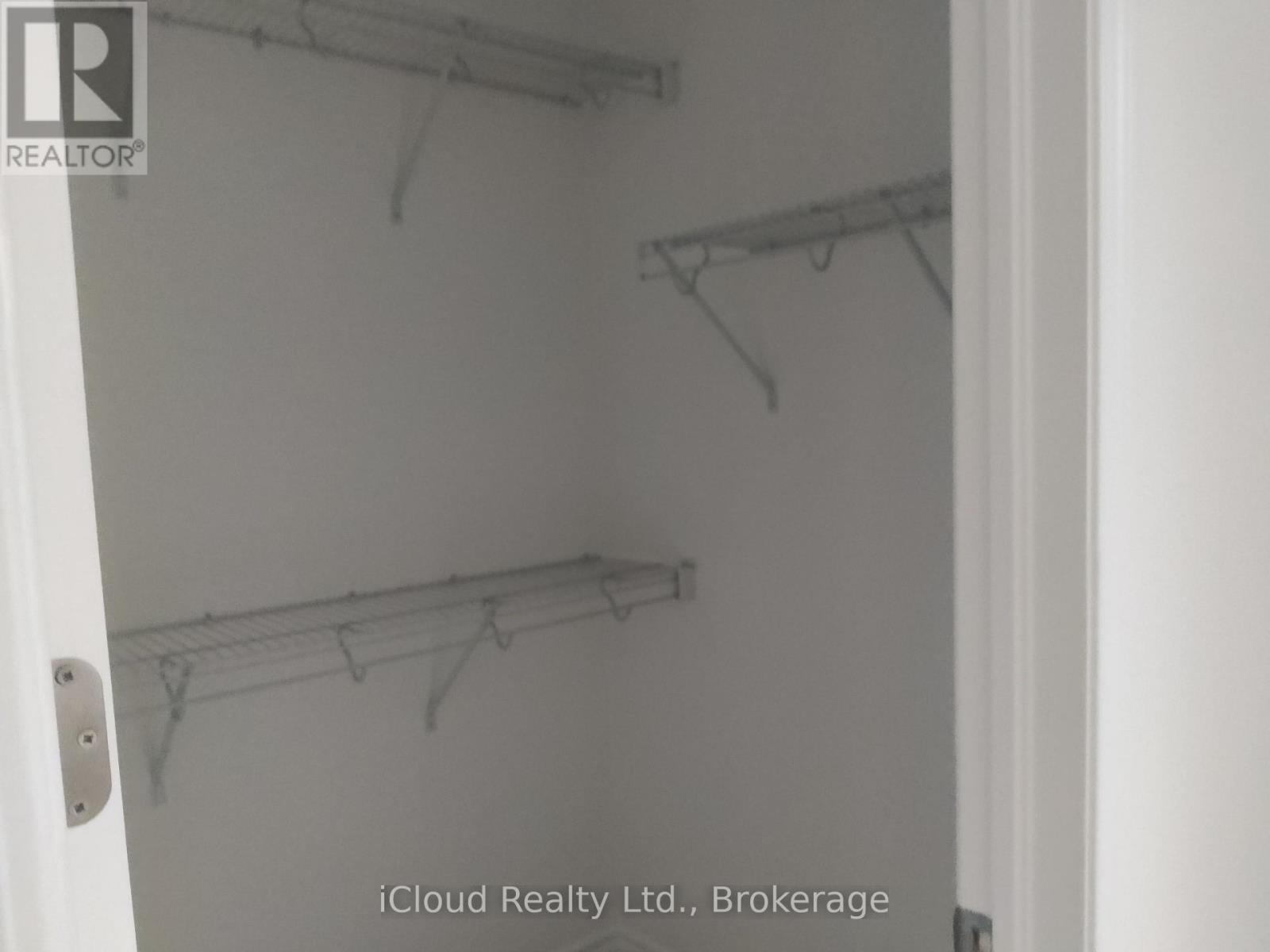 26 Milt Schmidt Street, Kitchener, Ontario  N2R 0T2 - Photo 7 - X14034714