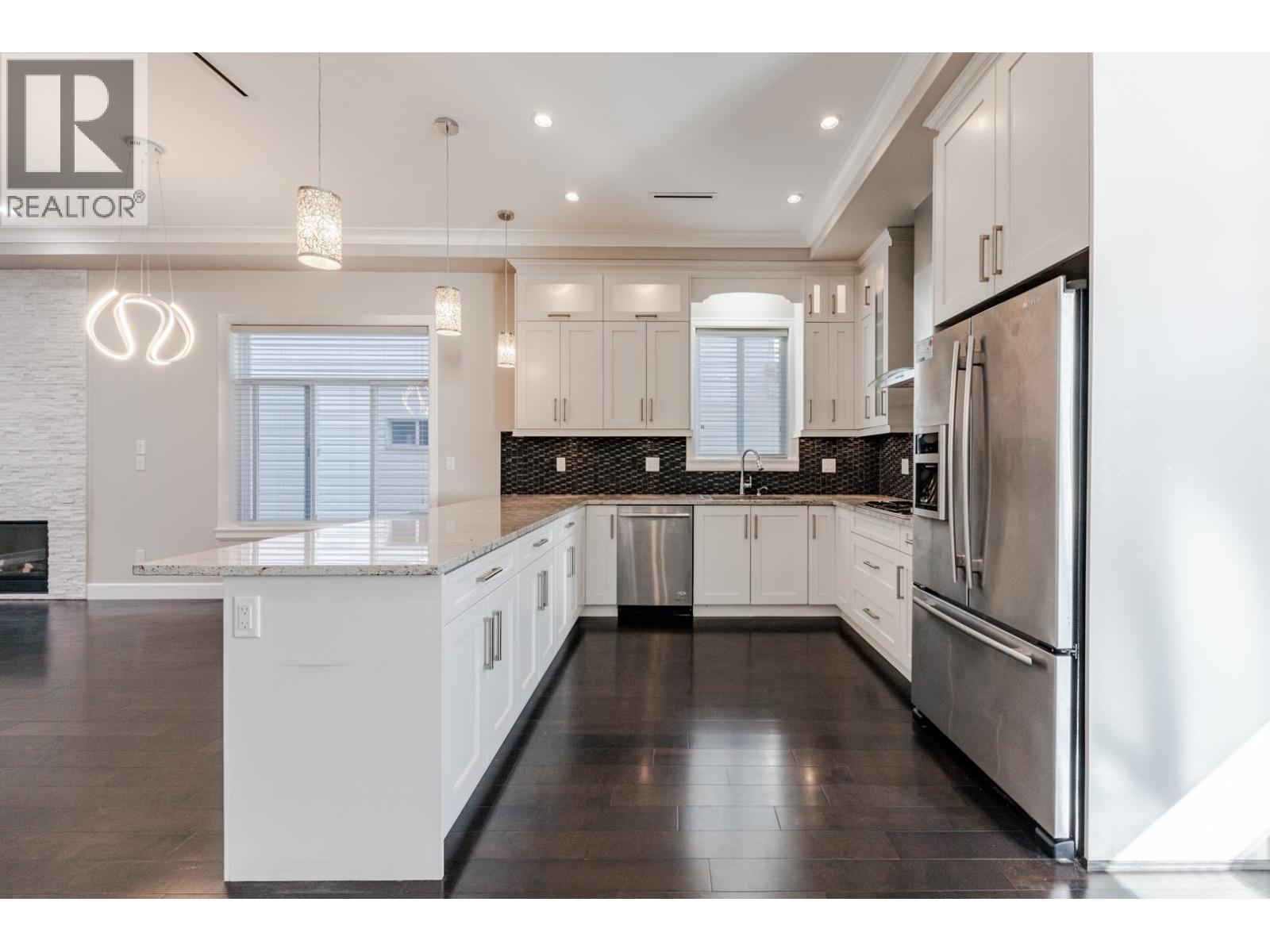 5506 College Street, Vancouver, British Columbia  V5R 3Z7 - Photo 9 - R3175223