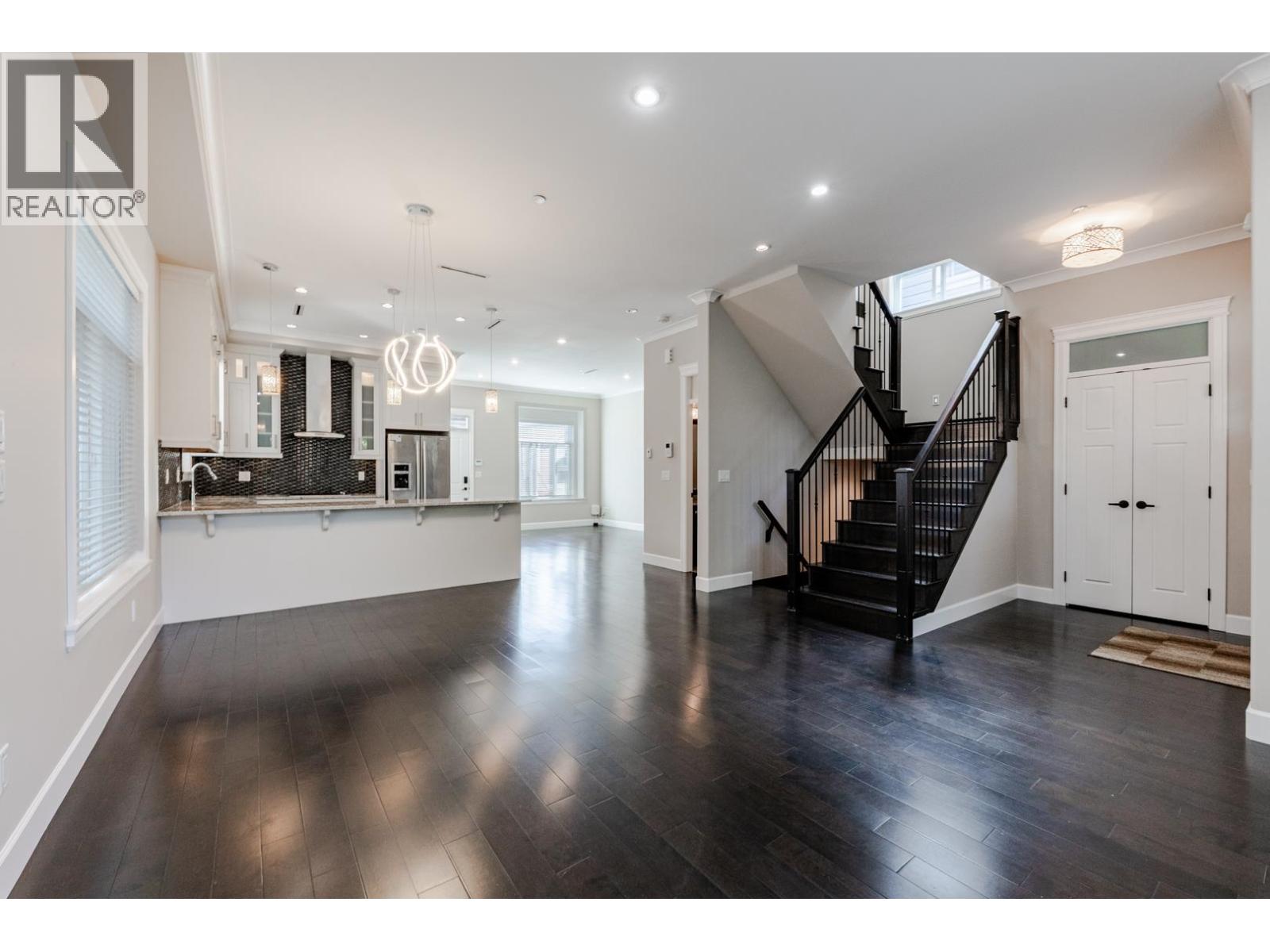 5506 College Street, Vancouver, British Columbia  V5R 3Z7 - Photo 7 - R3175223
