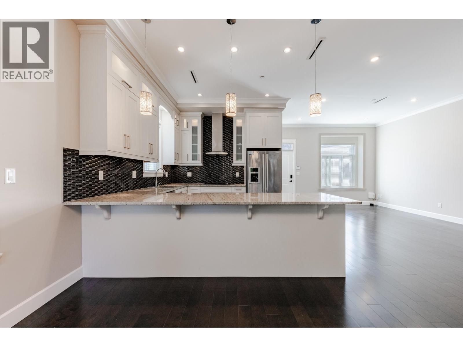 5506 College Street, Vancouver, British Columbia  V5R 3Z7 - Photo 8 - R3175223