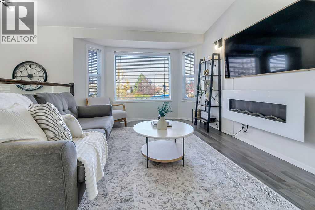 35 Jepsen Crescent