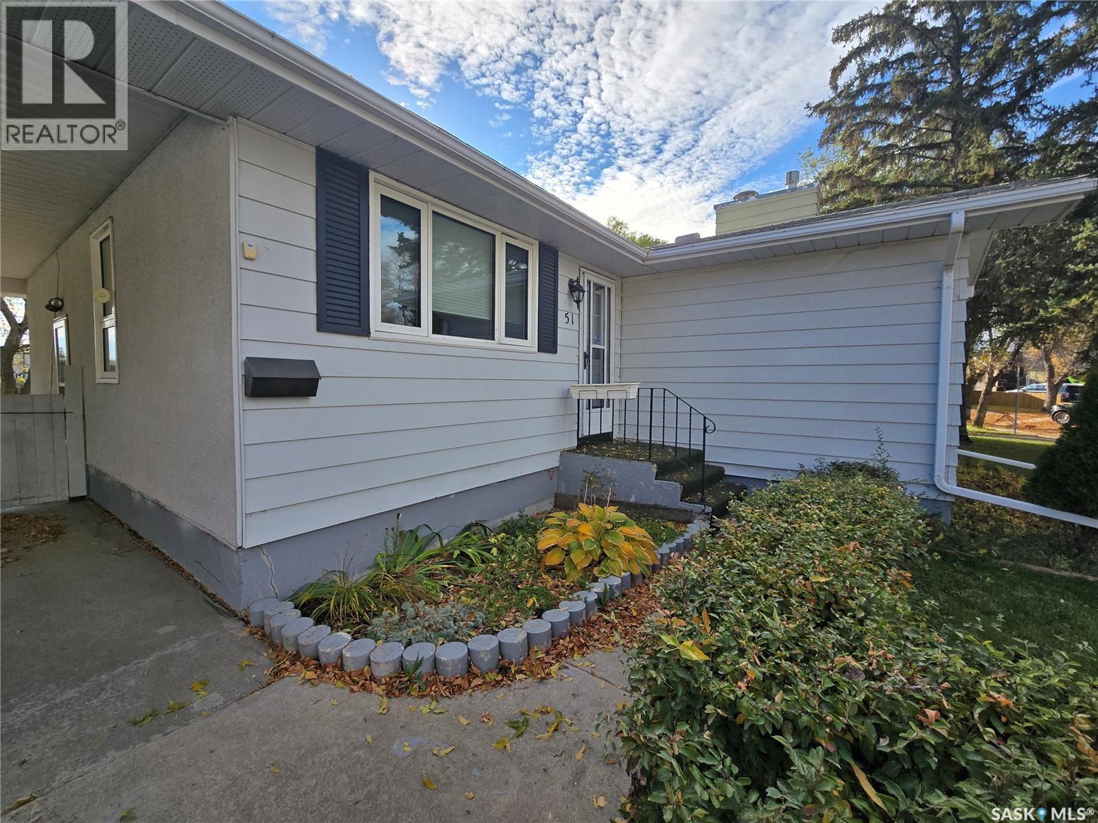 51 Sibbald Crescent, Regina, Saskatchewan  S4T 7L6 - Photo 3 - SK050890