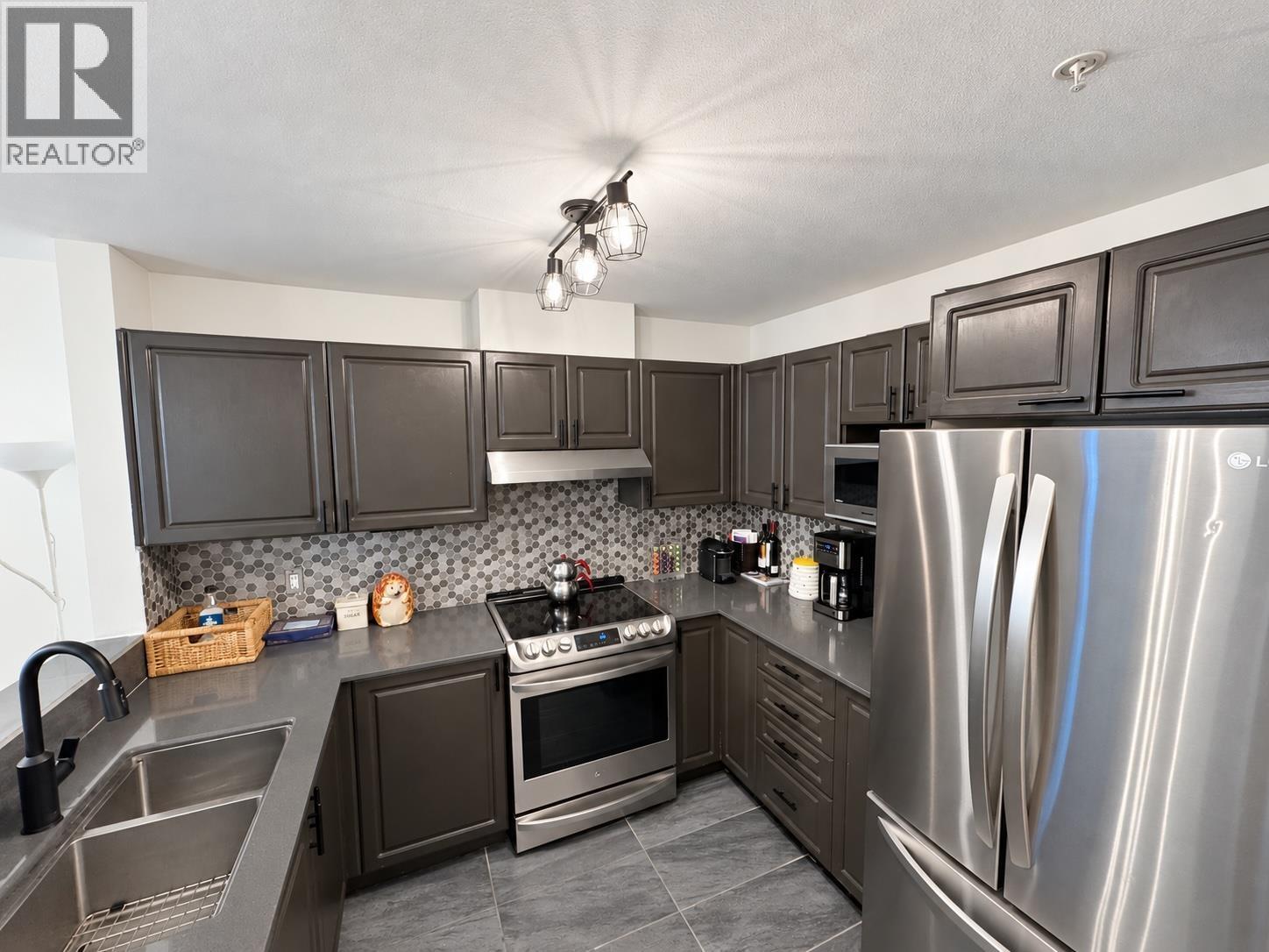 504 137 West 17th Street, North Vancouver, British Columbia  V7M 1V5 - Photo 6 - R3175271