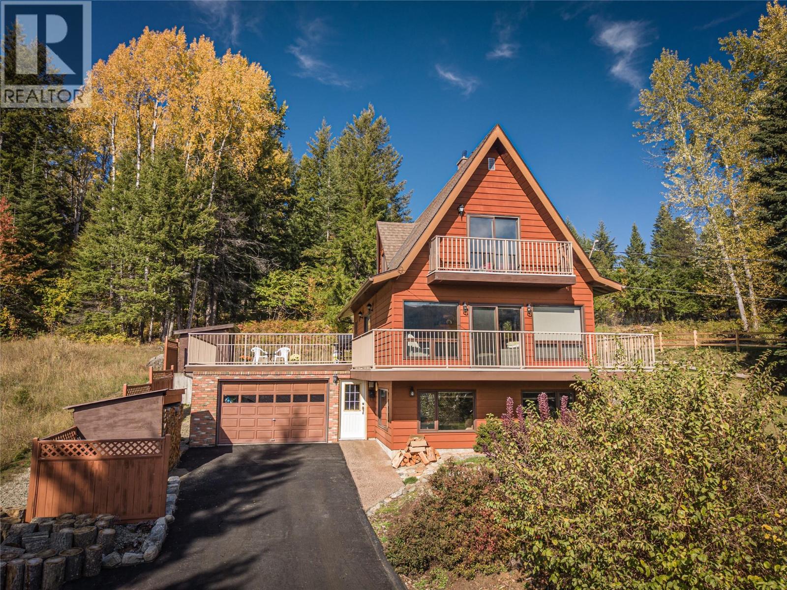 3831 AARON Road, Bonnington, British Columbia