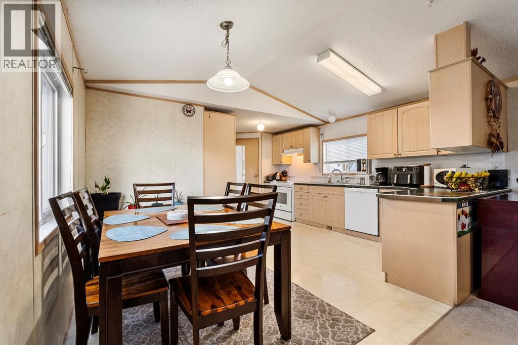 32 Davio Place