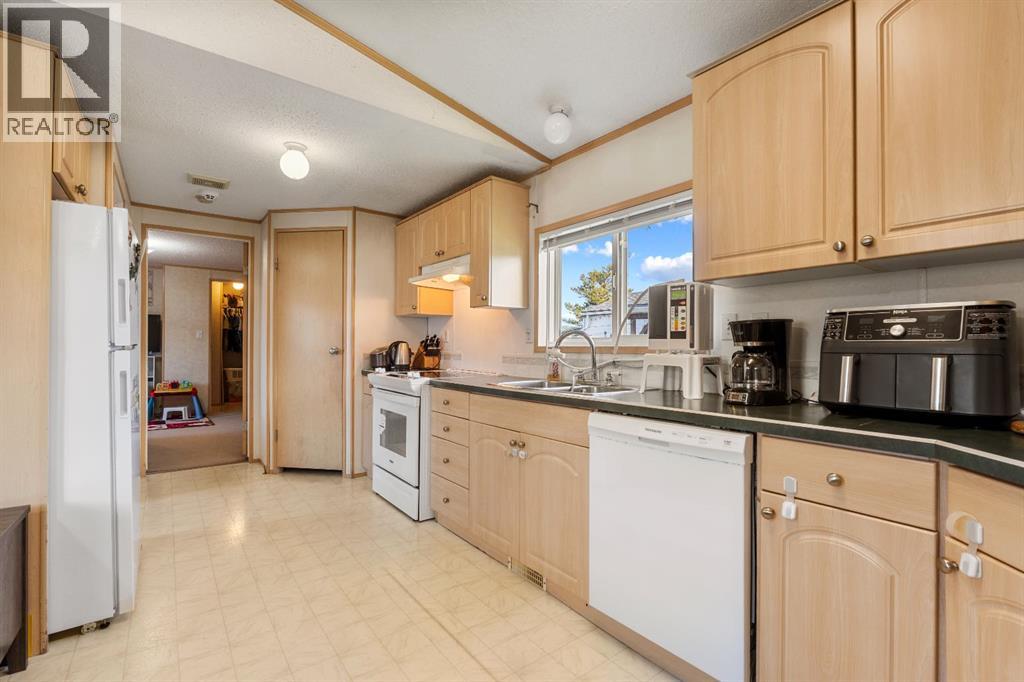 32 Davio Place
