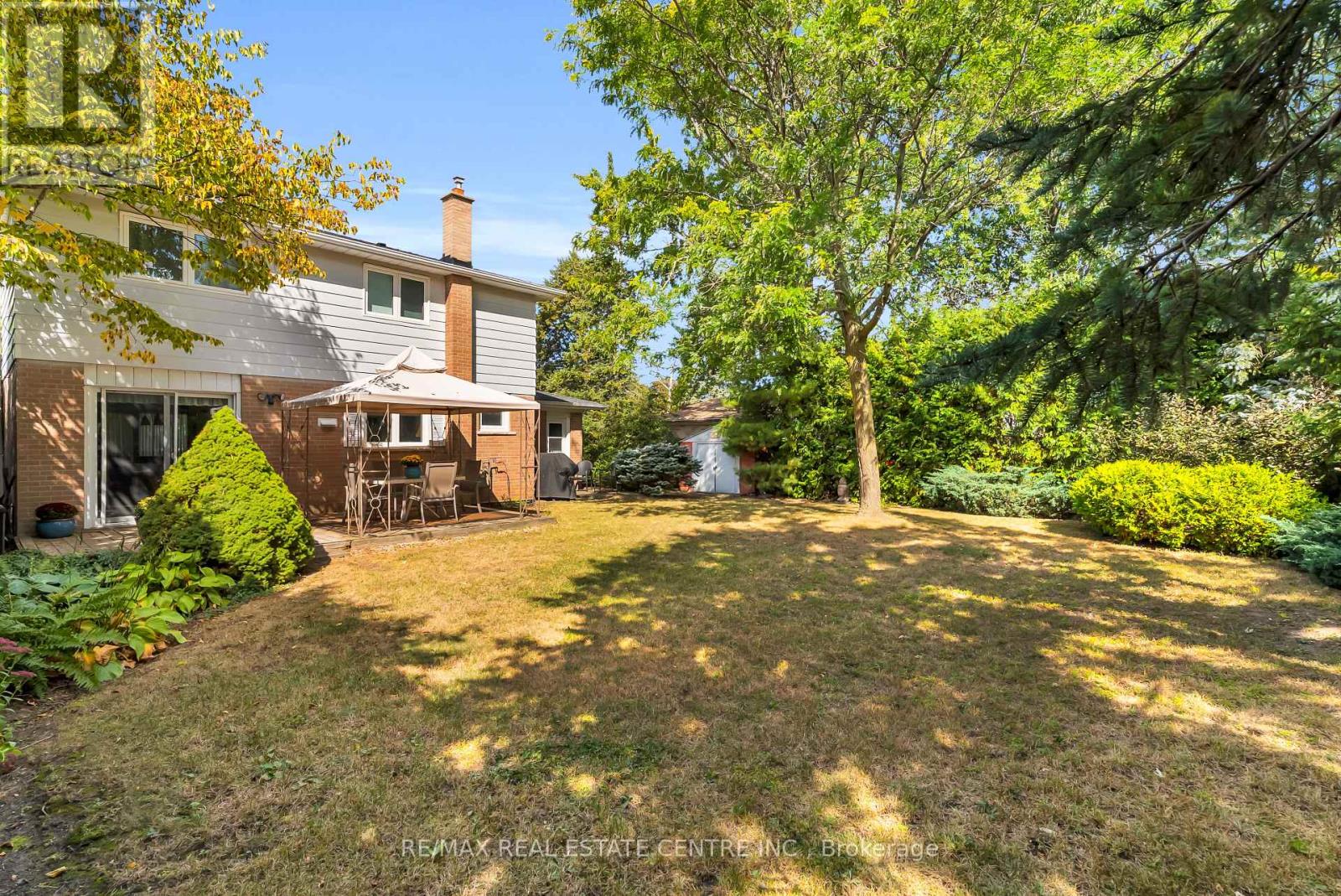 11 Dawson Crescent, Halton Hills, Ontario  L7G 1H3 - Photo 46 - W14033744