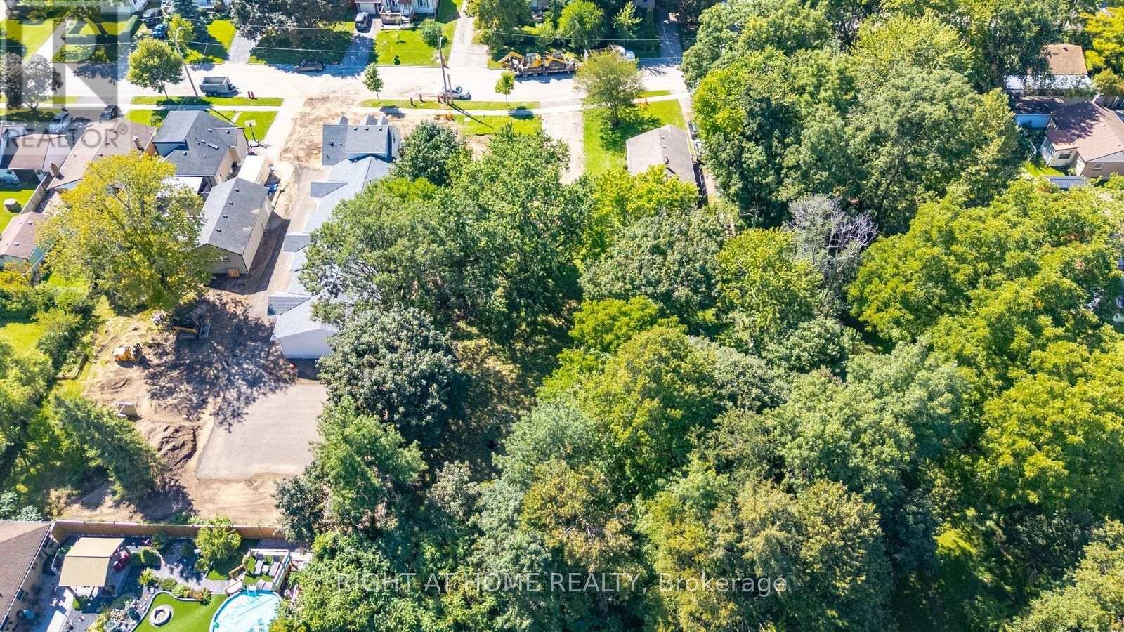 36 Wethered Street, London East, Ontario  N5Y 1G9 - Photo 12 - X14033056