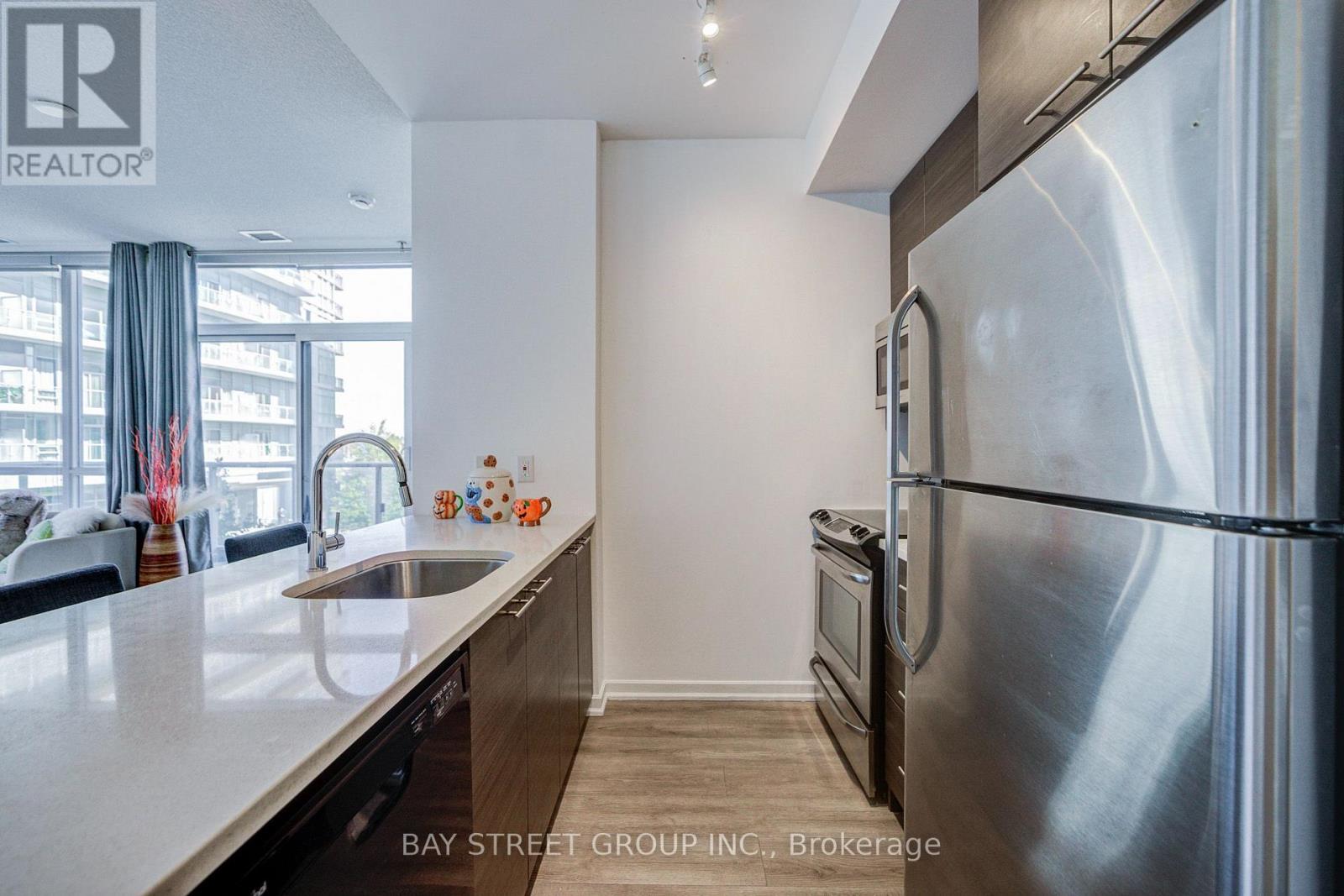 212 - 66 Forest Manor Road, Toronto, Ontario  M2J 0B7 - Photo 10 - C14034778