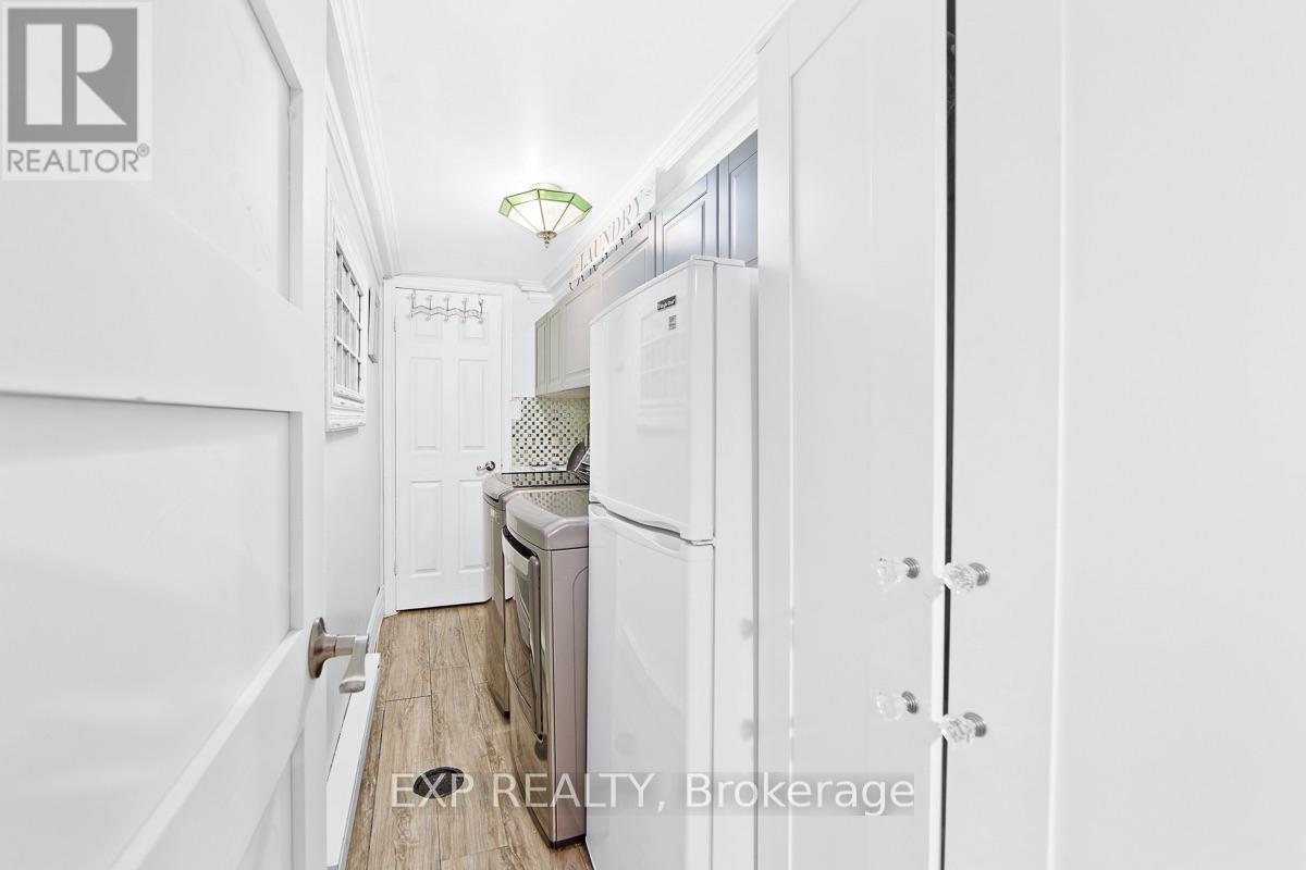 Main - 321 Mutual Street, Toronto, Ontario  M4Y 1X6 - Photo 18 - C14034784