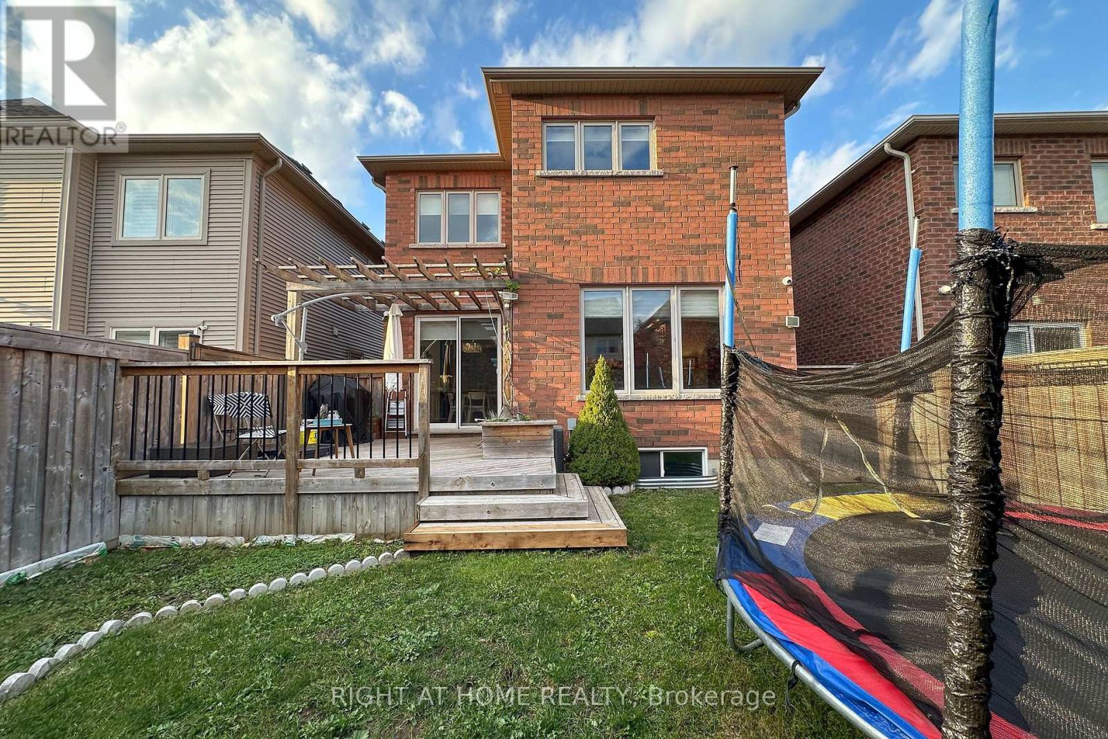 203 Lady Angela Avenue, Oshawa, Ontario  L1L 0K3 - Photo 32 - E14034760