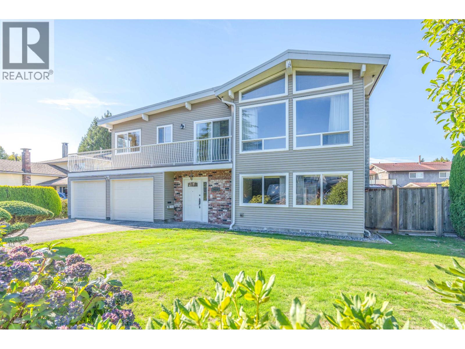 8420 Demorest Drive, Richmond, British Columbia  V7A 4M1 - Photo 3 - R3174505