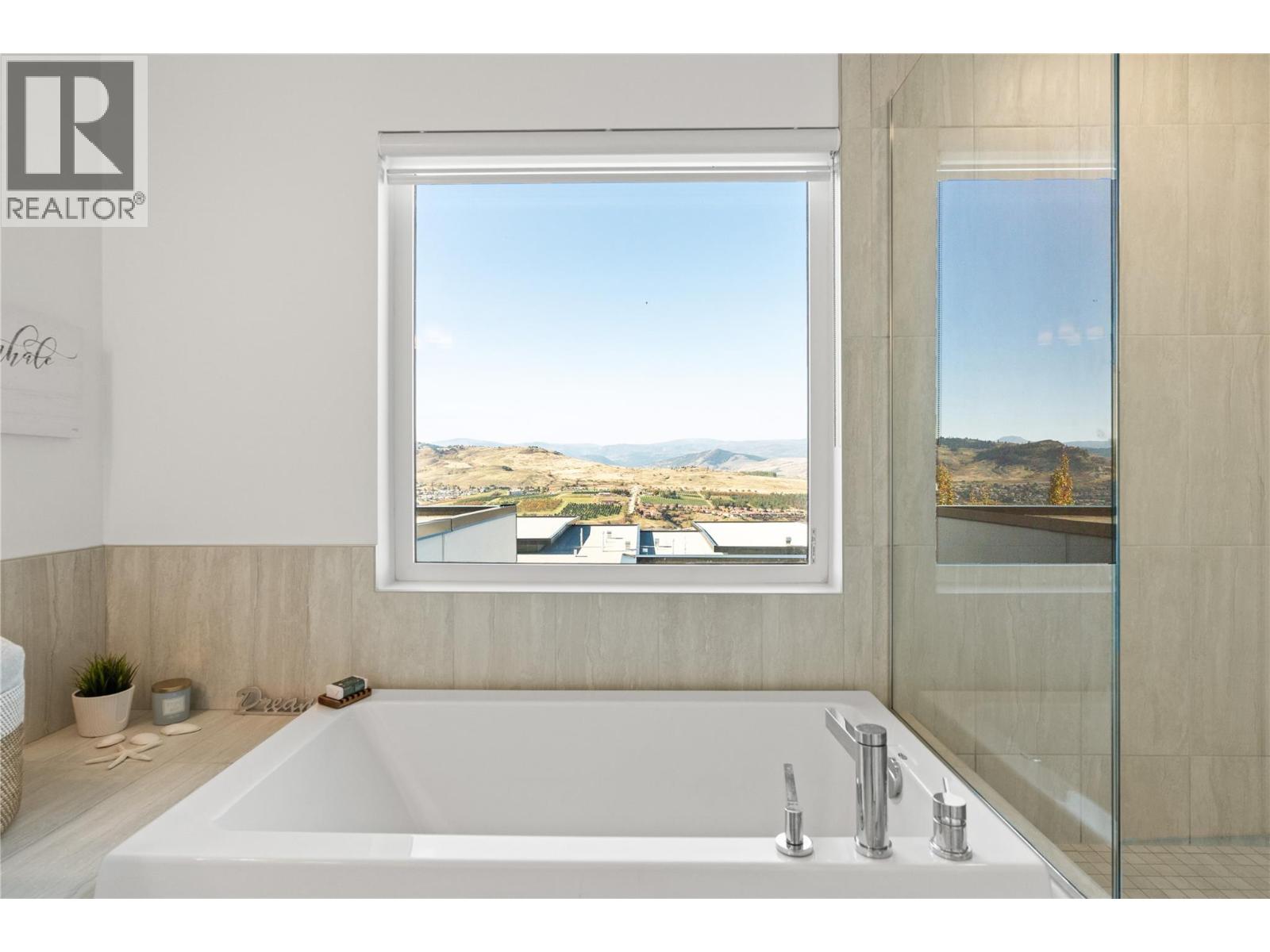 1000 Mt Robson Place Unit# 29, Vernon, British Columbia  V1B 4G2 - Photo 33 - 10402290