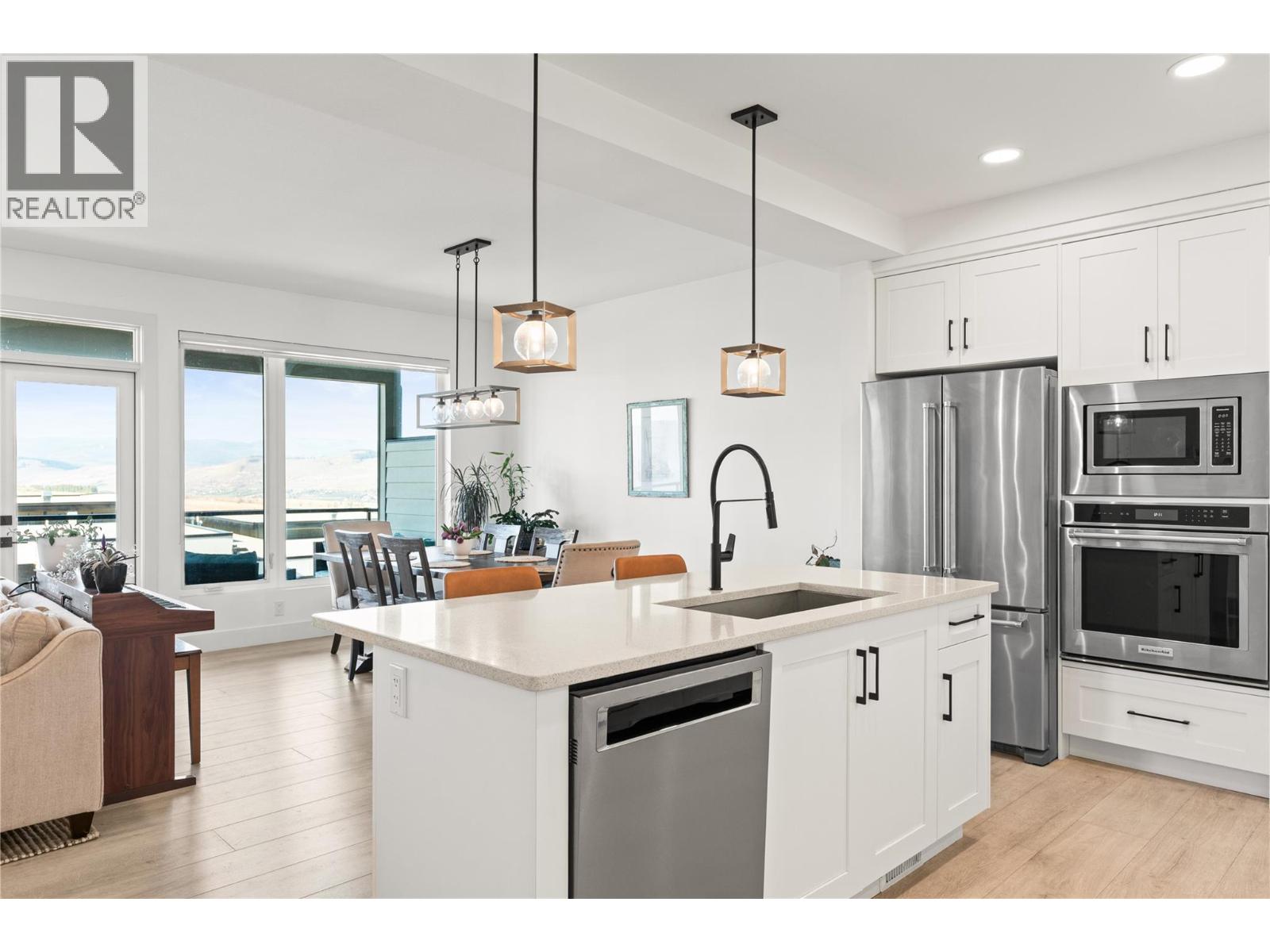 1000 Mt Robson Place Unit# 29, Vernon, British Columbia  V1B 4G2 - Photo 11 - 10402290