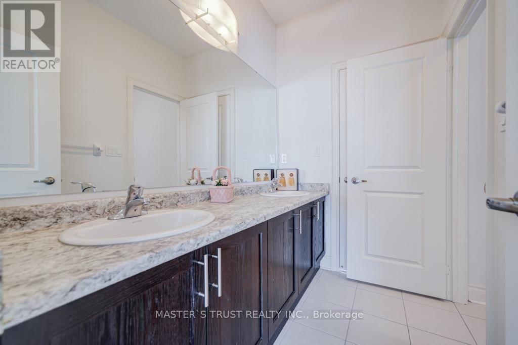 57 Tupling Street, Bradford West Gwillimbury, Ontario  L3Z 0W8 - Photo 42 - N14034774