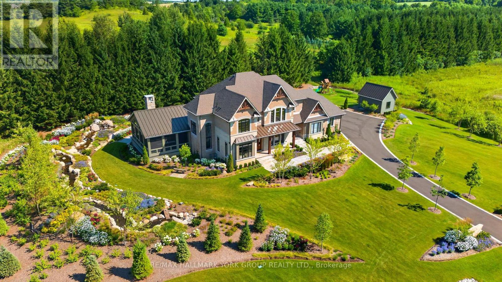 13 NEWTON REED CRESCENT, Uxbridge, Ontario