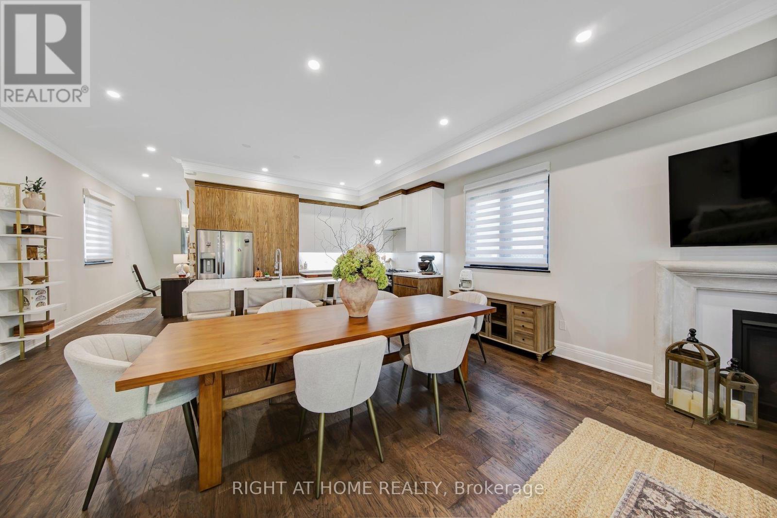 1017 Lorne Park Road, Mississauga, Ontario  L5H 2Z9 - Photo 11 - W14034756