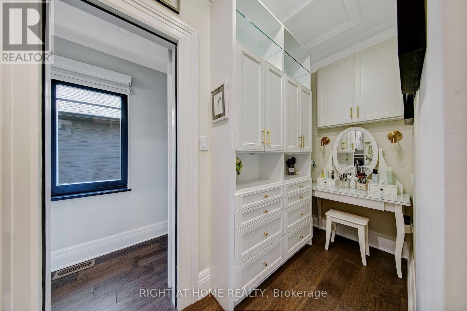 1017 Lorne Park Road, Mississauga, Ontario  L5H 2Z9 - Photo 25 - W14034756