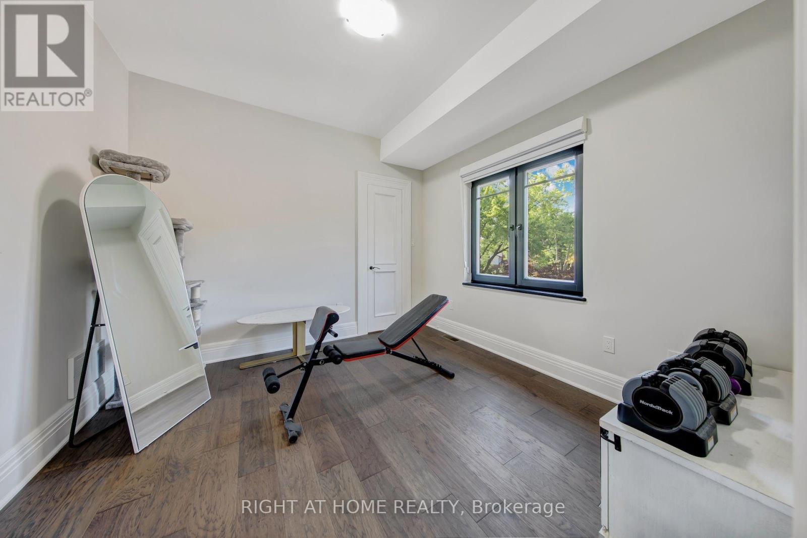 1017 Lorne Park Road, Mississauga, Ontario  L5H 2Z9 - Photo 31 - W14034756