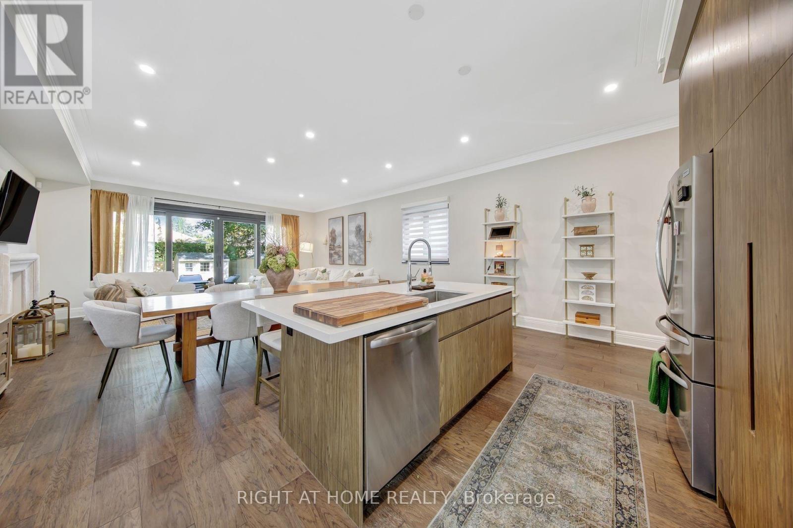 1017 Lorne Park Road, Mississauga, Ontario  L5H 2Z9 - Photo 7 - W14034756