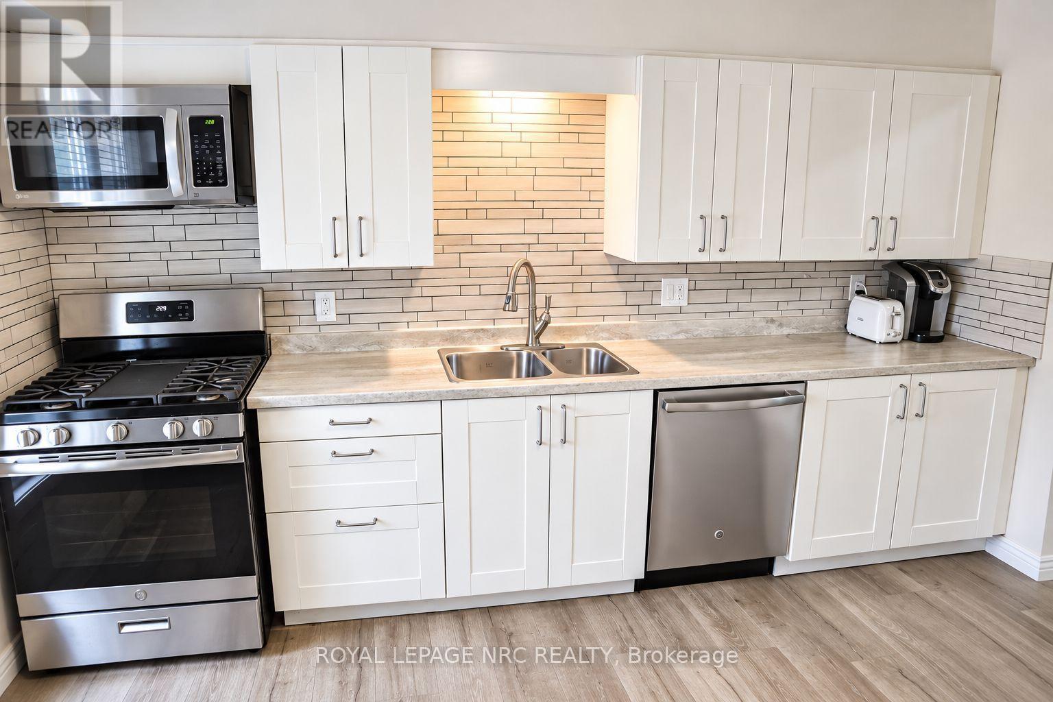 5020 Mcrae Street, Niagara Falls, Ontario  L2E 1P3 - Photo 12 - X13869272
