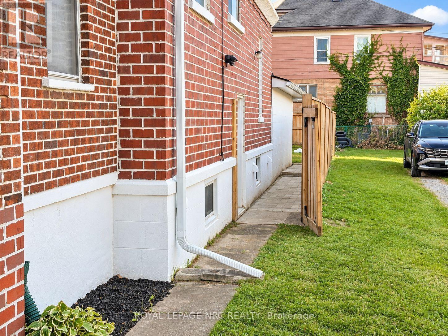 5020 Mcrae Street, Niagara Falls, Ontario  L2E 1P3 - Photo 35 - X13869272