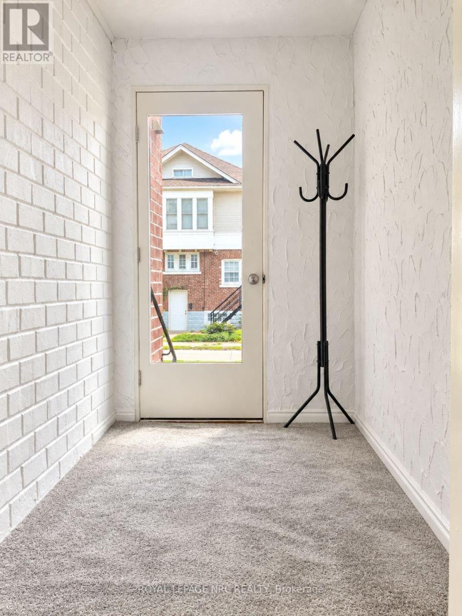 5020 Mcrae Street, Niagara Falls, Ontario  L2E 1P3 - Photo 6 - X13869272