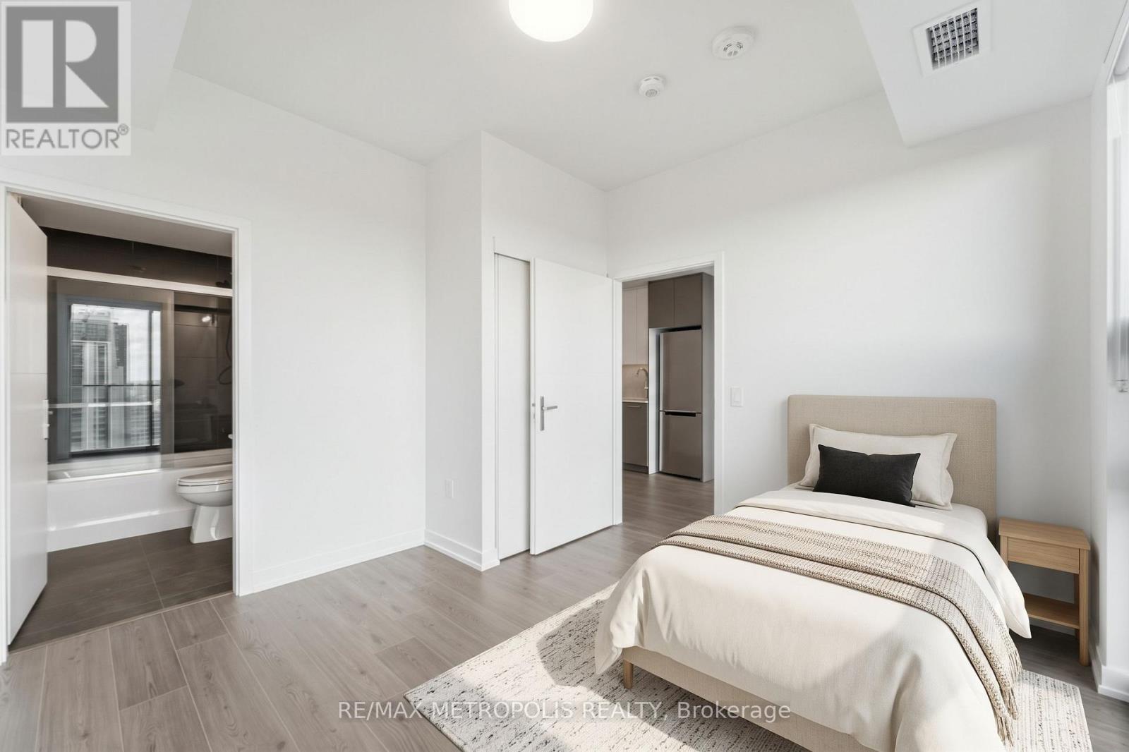 2307 - 30 Francis Street, Kitchener, Ontario  N2G 1H7 - Photo 8 - X13864818