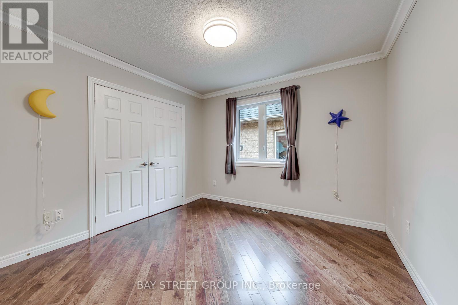 2455 Felhaber Crescent, Oakville, Ontario  L6H 7N8 - Photo 34 - W14034798