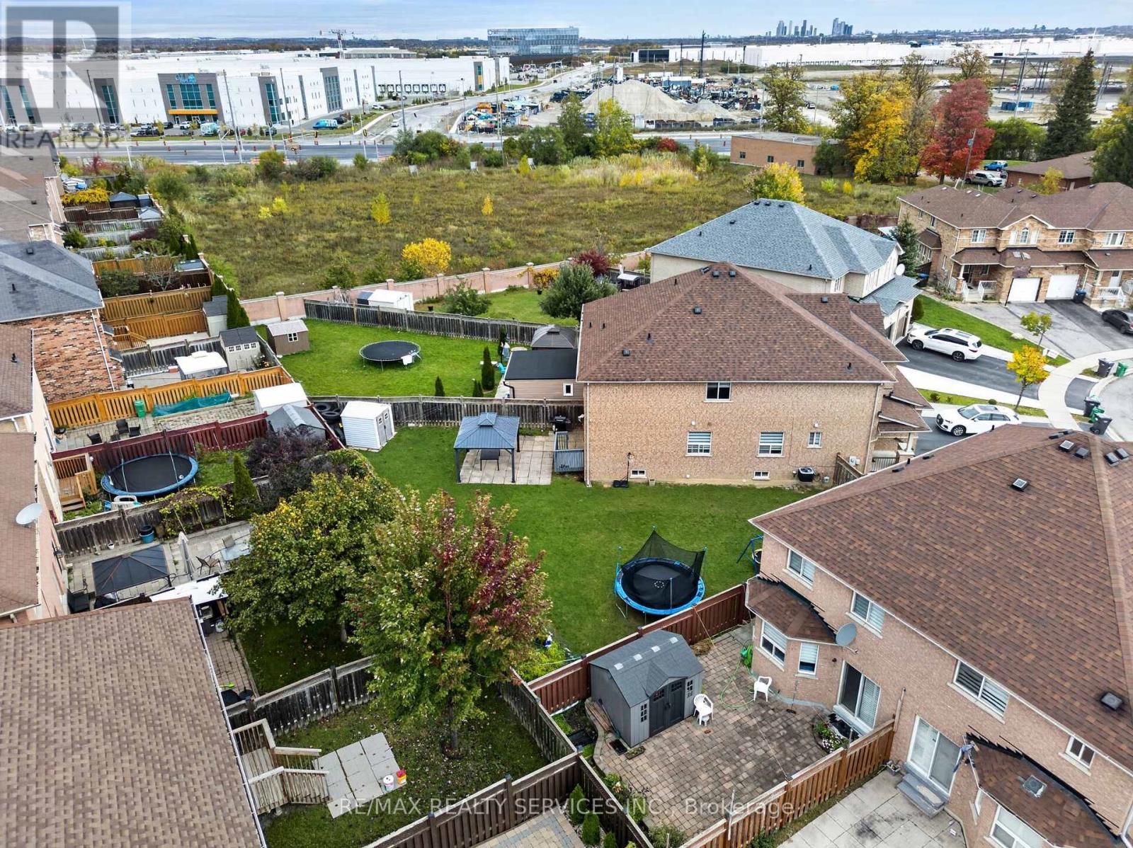 115 Passfield Trail, Brampton, Ontario  L6P 1V1 - Photo 4 - W14034804