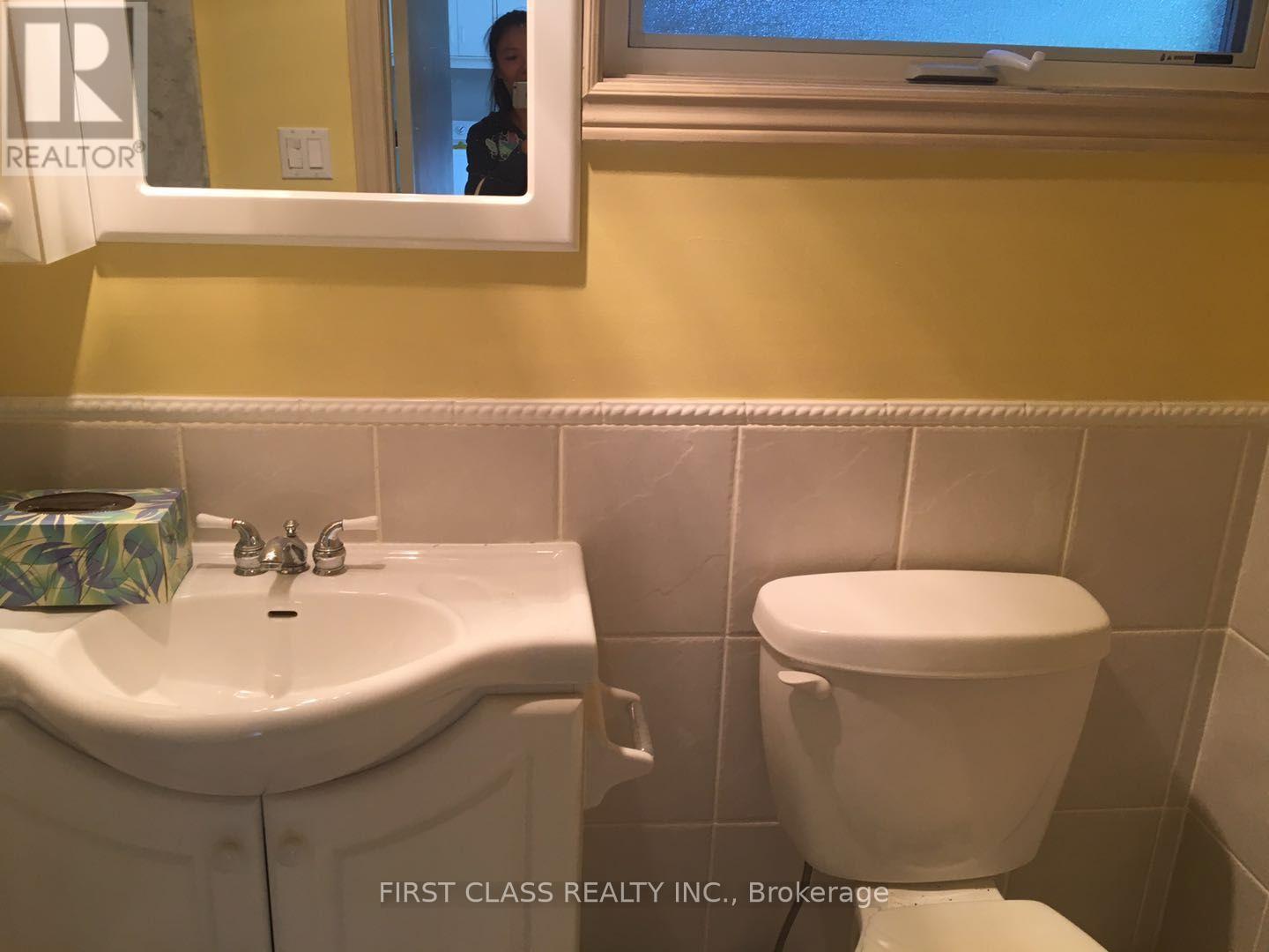 2113 Glenforest Crescent, Oakville, Ontario  L6J 2G5 - Photo 10 - W14034808